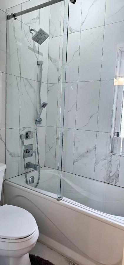 Lilen'S Home Торонто Экстерьер фото