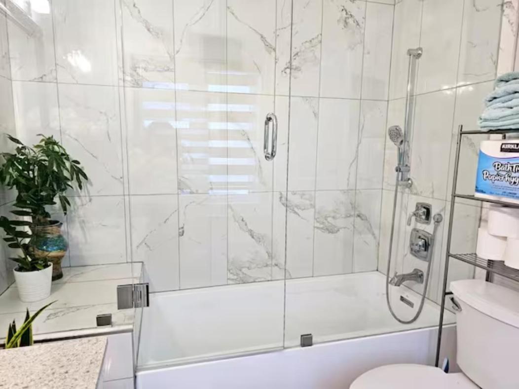 Lilen'S Home Торонто Экстерьер фото